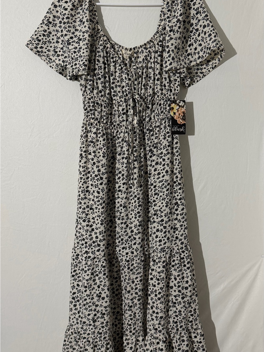 Hint of Blush Floral Midi Dress Large NWT Cottagecore Boho Flutter Puff Sleeve